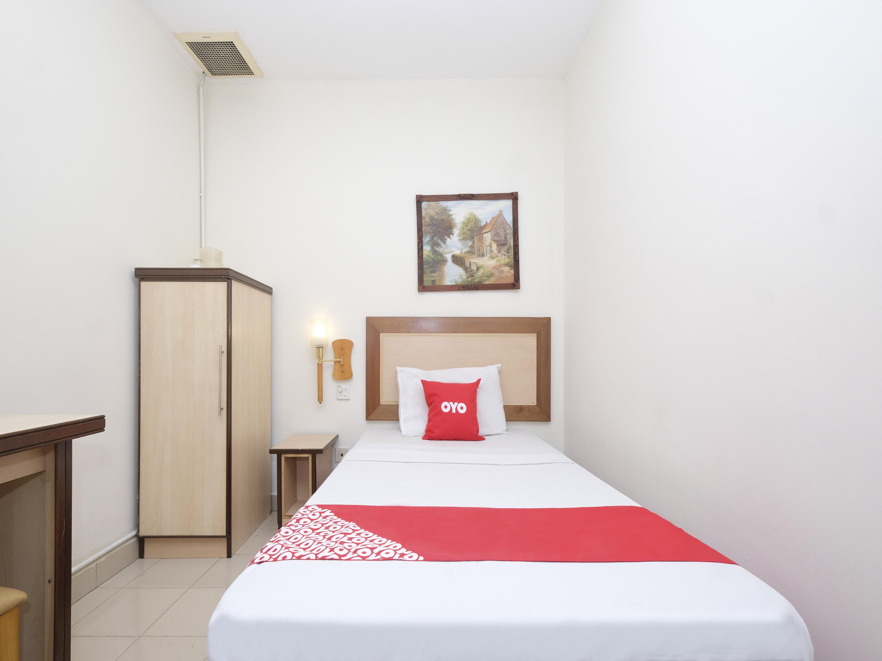 Hotel Sri Sutra - Sungai Buloh Petaling Jaya Exterior photo